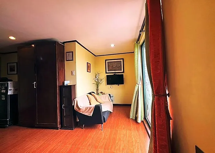 Hotel Isabelle Royale & Manila